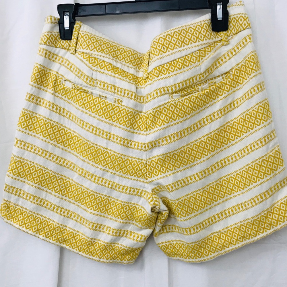 3/$25 100% Loft Cotton Aztec Print Shorts (B1) - Picture 2 of 7